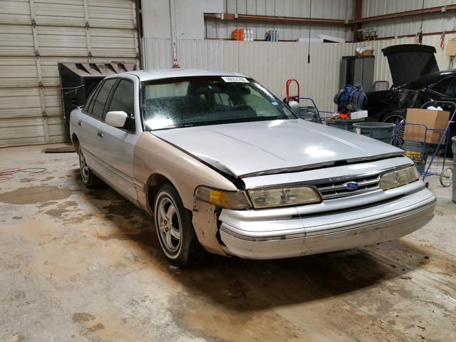 2FALP7362TX100792 - 1996 FORD CROWN VICT GRAY photo 1