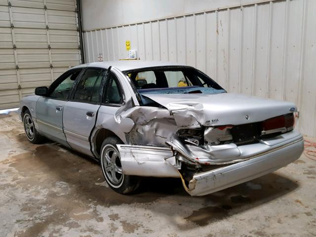 2FALP7362TX100792 - 1996 FORD CROWN VICT GRAY photo 3