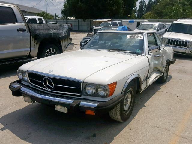 WDBBA45D3FA034332 - 1985 MERCEDES-BENZ 380 SL WHITE photo 2