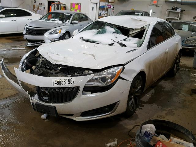 2G4GK5EX0G9107864 - 2016 BUICK REGAL WHITE photo 2