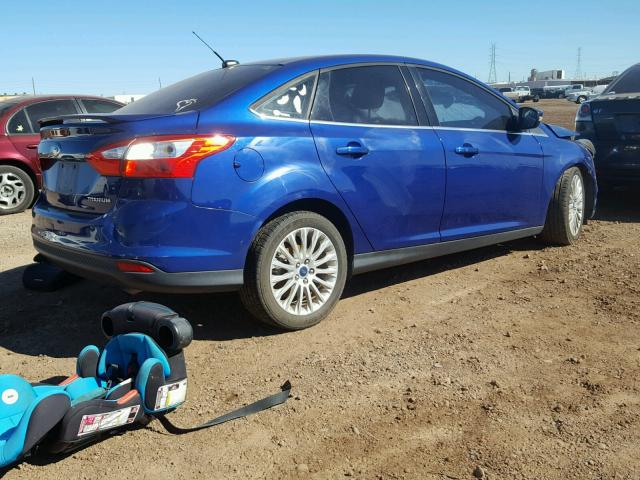 1FAHP3J22CL262854 - 2012 FORD FOCUS TITA BLUE photo 4