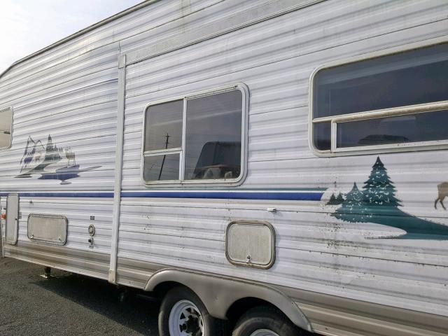 47CF20N273G509706 - 2003 DUTC 5TH WHEEL WHITE photo 9