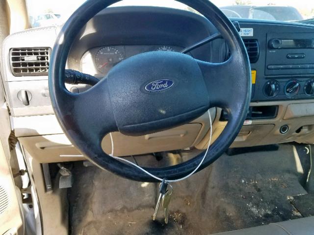 1FDSF30506EC12196 - 2006 FORD F350 SRW S WHITE photo 10