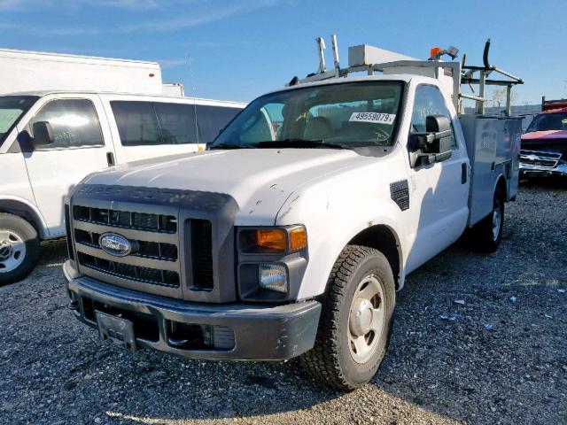 1FDSF305X8EC15612 - 2008 FORD F350 SRW S WHITE photo 2