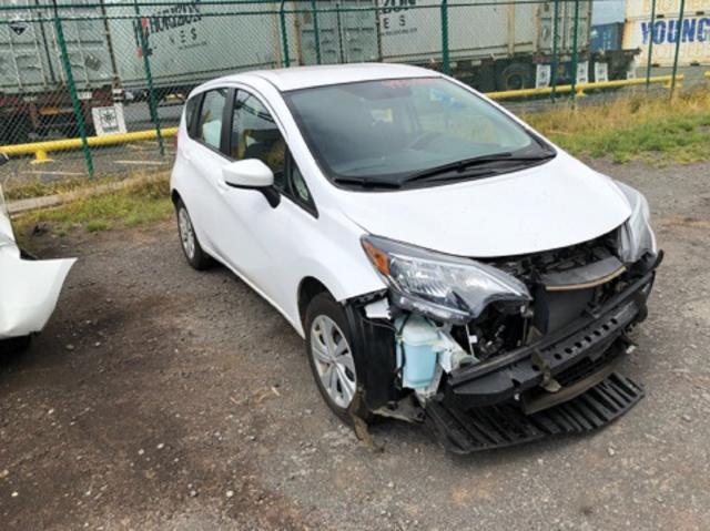 3N1CE2CP7JL357430 - 2018 NISSAN VERSA NOTE WHITE photo 1