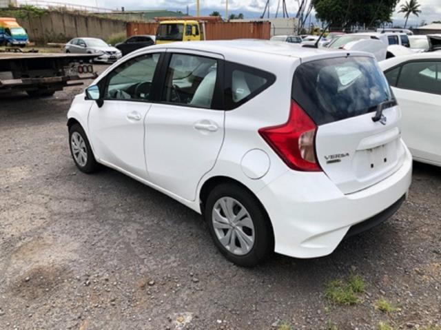 3N1CE2CP7JL357430 - 2018 NISSAN VERSA NOTE WHITE photo 3