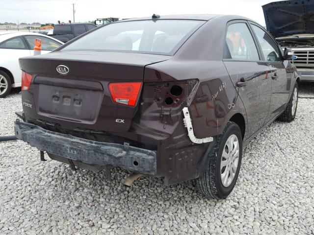 KNAFU4A22A5225818 - 2010 KIA FORTE EX MAROON photo 4