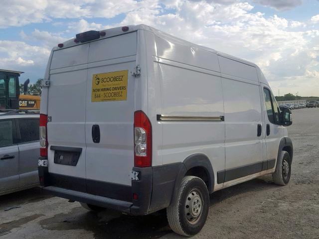 3C6TRVCG9JE112773 - 2018 RAM PROMASTER 白色 照片 4