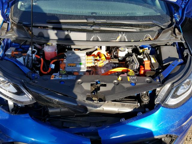 1G1FX6S07H4177003 - 2017 CHEVROLET BOLT EV PR BLUE photo 7