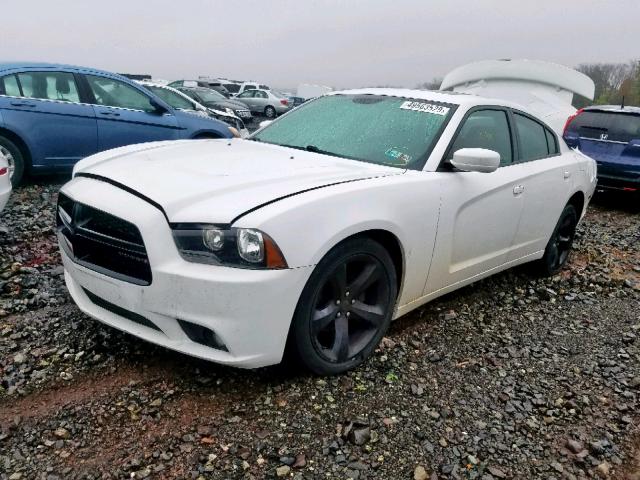 2C3CDXHGXEH122125 - 2014 DODGE CHARGER SX WHITE photo 2