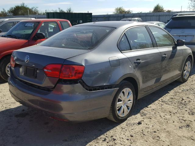 3VW2K7AJ4BM075218 - 2011 VOLKSWAGEN JETTA BASE GRAY photo 4