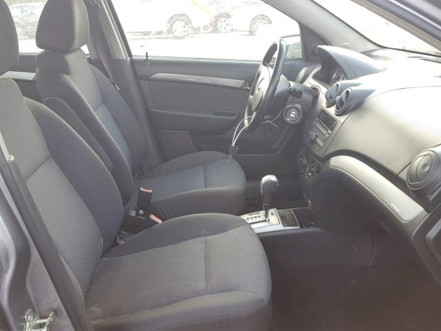 KL1TD5DE6BB148172 - 2011 CHEVROLET AVEO LS GRAY photo 5