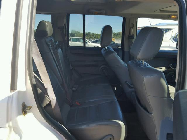 1J8HG48K37C600363 - 2007 JEEP COMMANDER WHITE photo 6