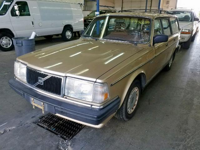 YV1AX8858G1698130 - 1986 VOLVO 245 DL GOLD photo 2