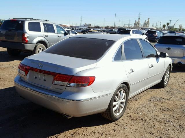 KMHFC46F96A102934 - 2006 HYUNDAI AZERA SE SILVER photo 4