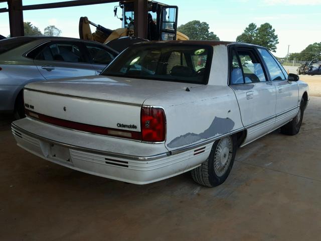 1G3CX52K2T4308837 - 1996 OLDSMOBILE 98 REGENCY WHITE photo 4