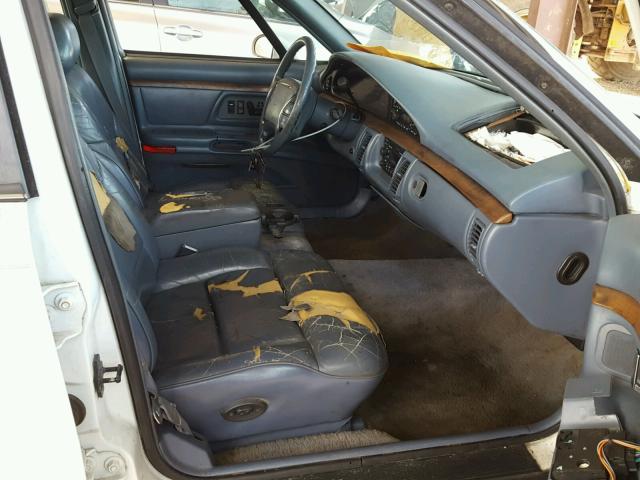 1G3CX52K2T4308837 - 1996 OLDSMOBILE 98 REGENCY WHITE photo 5