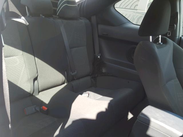 JTKJF5C71B3018025 - 2011 TOYOTA SCION TC WHITE photo 6