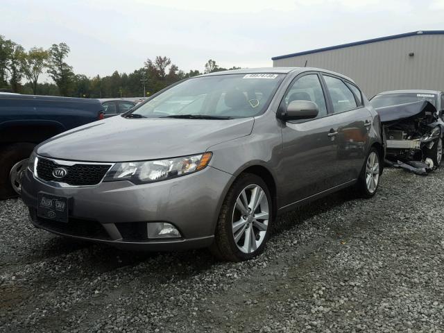 KNAFW5A3XC5602536 - 2012 KIA FORTE SX SILVER photo 2