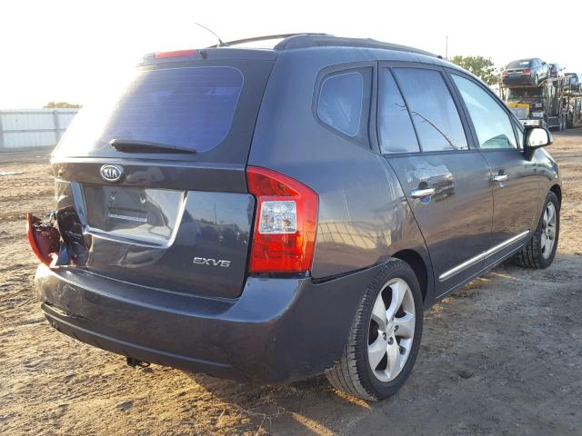 KNAFG526687177883 - 2008 KIA RONDO LX GRAY photo 4