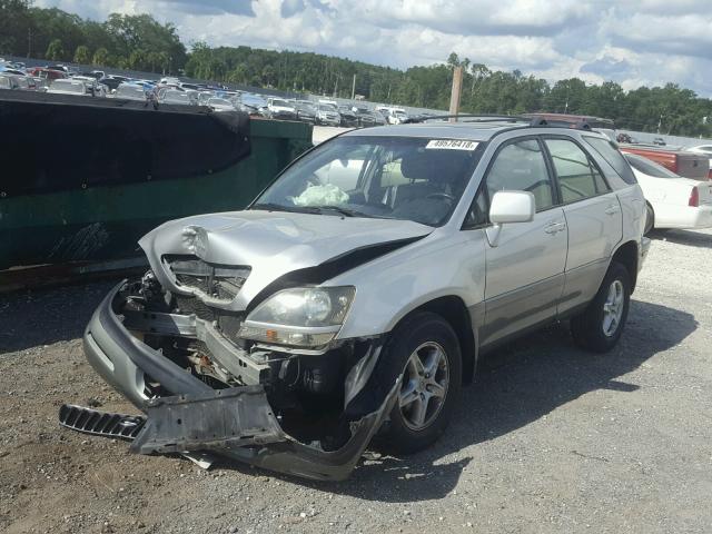 JT6HF10U7Y0103719 - 2000 LEXUS RX 300 SILVER photo 2