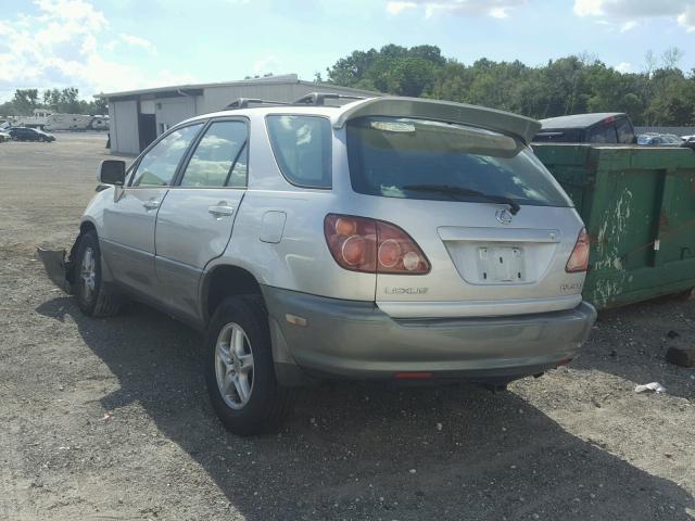 JT6HF10U7Y0103719 - 2000 LEXUS RX 300 SILVER photo 3