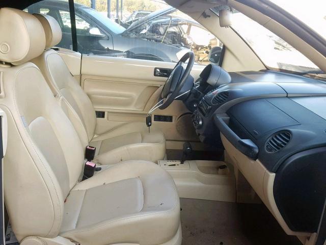 3VWPF31Y36M321181 - 2006 VOLKSWAGEN NEW BEETLE თაფლისფერი ფოტო 5