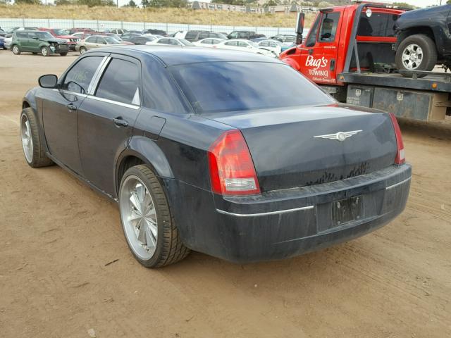 2C3JA53G05H120721 - 2005 CHRYSLER 300 TOURIN BLACK photo 3