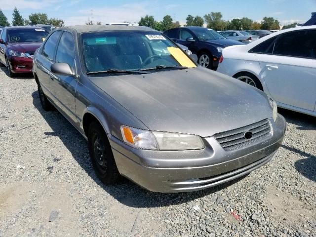 4T1BG22K3VU111023 - 1997 TOYOTA CAMRY CE GRAY photo 1