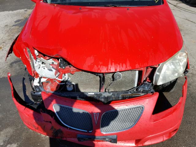 5Y2SL63875Z418174 - 2005 PONTIAC VIBE RED photo 7