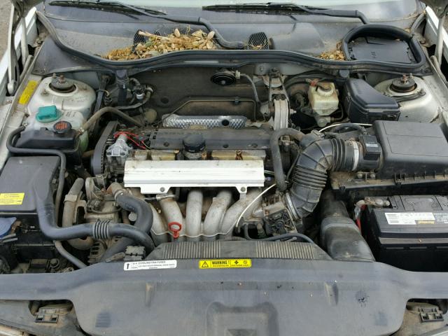 YV1LW61J7Y2651836 - 2000 VOLVO V70 BASE SILVER photo 7