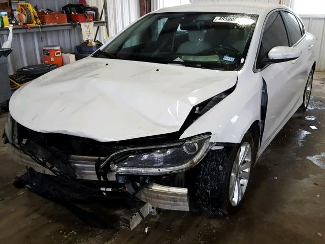 1C3CCCAB8FN554358 - 2015 CHRYSLER 200 LIMITE WHITE photo 2