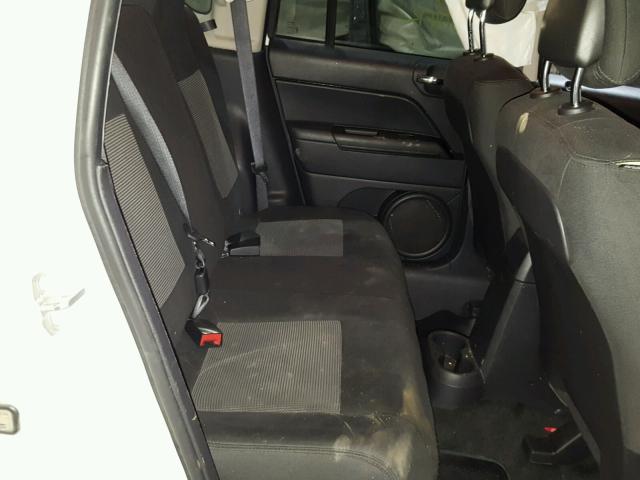 1C4NJDBB5ED863529 - 2014 JEEP COMPASS SP 白色 照片 6