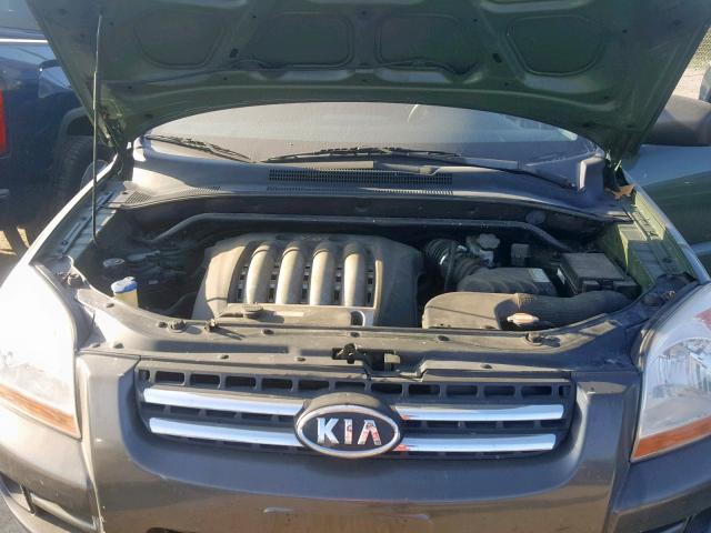 KNDJE723057073017 - 2005 KIA NEW SPORTA BROWN photo 7