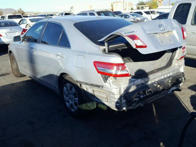 4T1BF3EK9AU051456 - 2010 TOYOTA CAMRY BASE SILVER photo 3