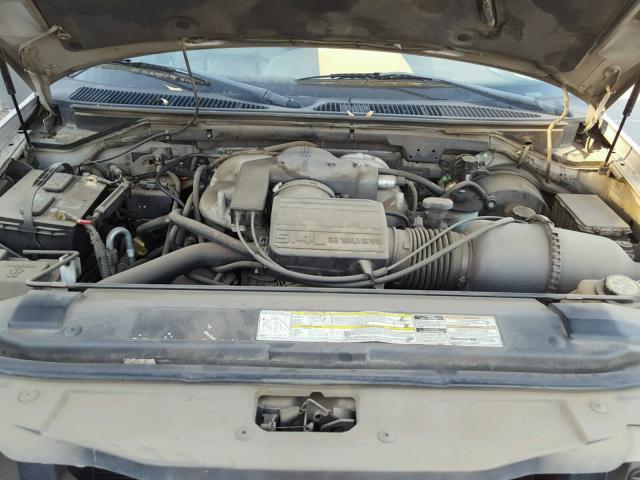 5LMEU27R92LJ13272 - 2002 LINCOLN NAVIGATOR 金色 照片 7