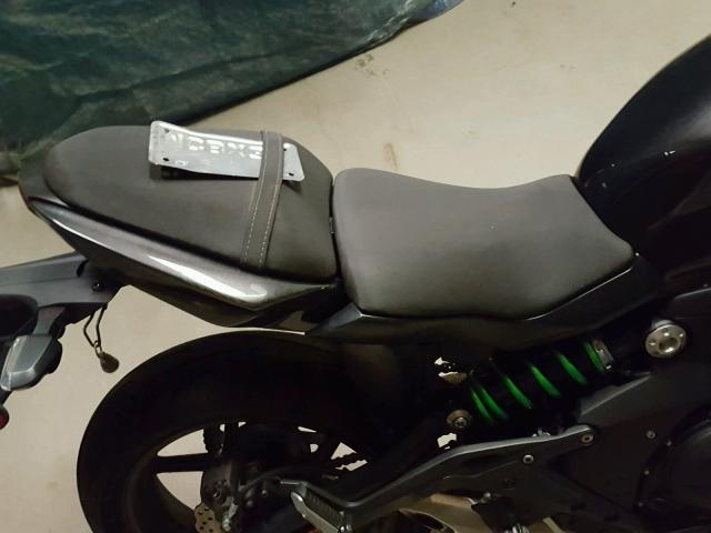 JKAEXEF11GDA27416 - 2016 KAWASAKI EX650 F BLACK photo 6