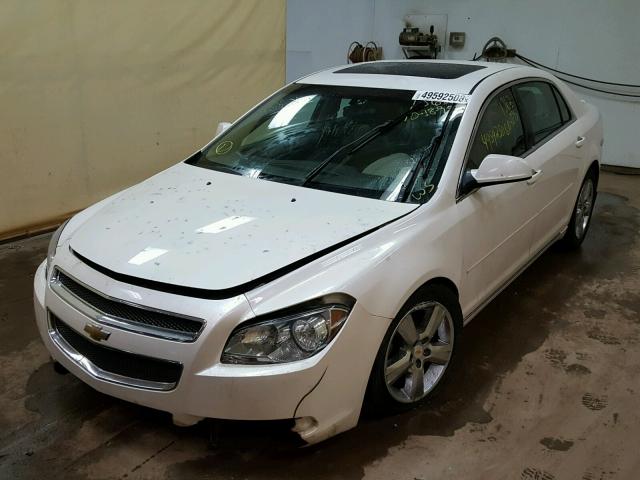 1G1ZD5E17BF317003 - 2011 CHEVROLET MALIBU 2LT WHITE photo 2