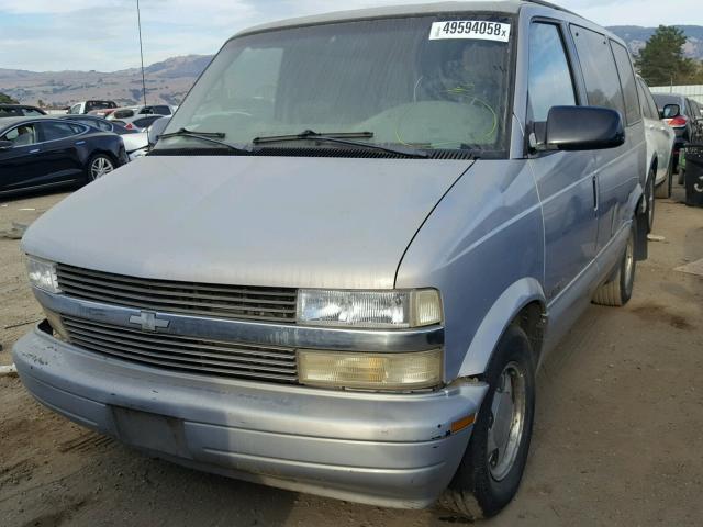 1GNDM19W8XB107127 - 1999 CHEVROLET ASTRO SILVER photo 2