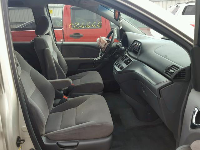 5FNRL38205B108990 - 2005 HONDA ODYSSEY LX GRAY photo 5