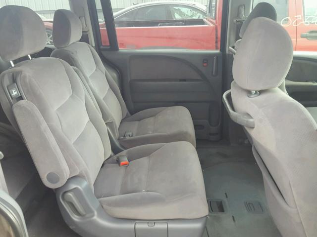 5FNRL38205B108990 - 2005 HONDA ODYSSEY LX GRAY photo 6