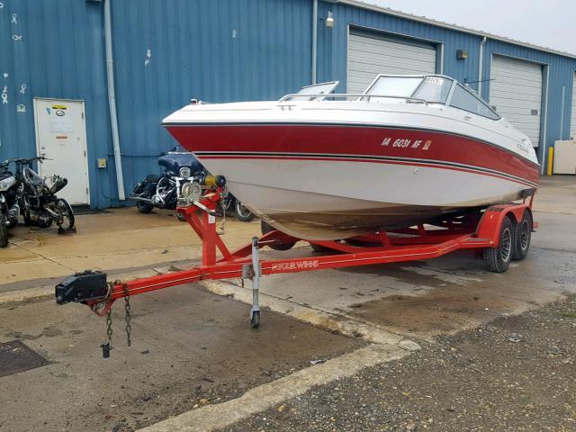 4WNMF540C393 - 1993 FOUR BOAT BEIGE photo 2