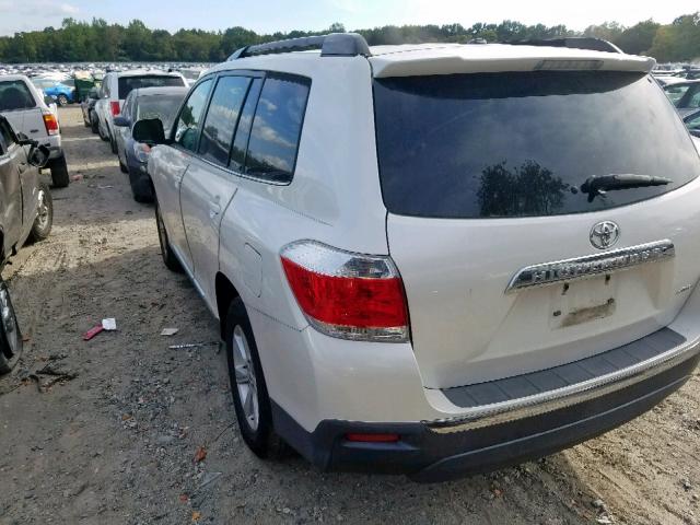 5TDBK3EH8BS050311 - 2011 TOYOTA HIGHLANDER WHITE photo 3