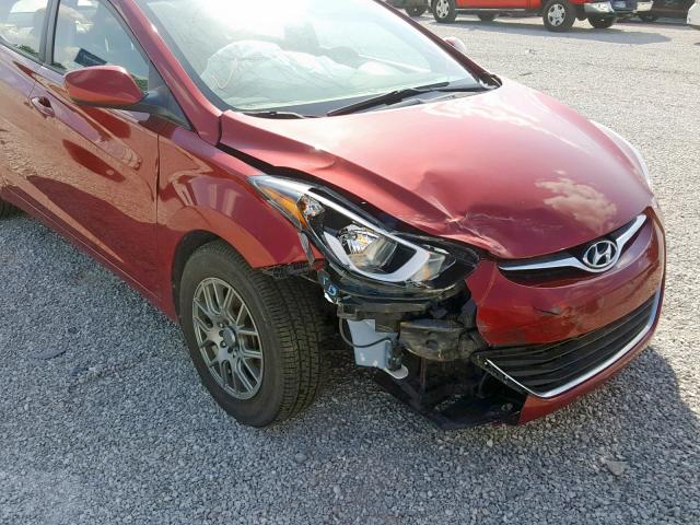 5NPDH4AE1GH677230 - 2016 HYUNDAI ELANTRA SE RED photo 9