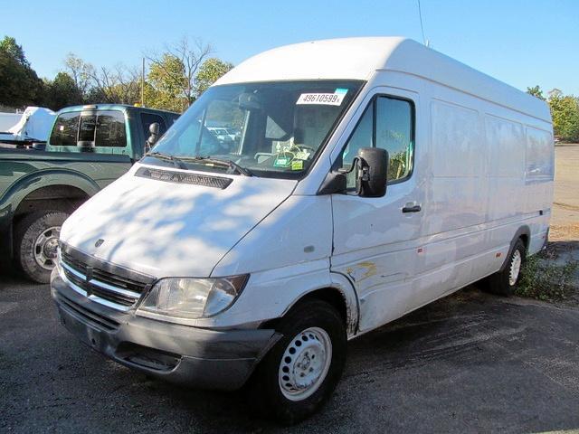 WD0PD744265961114 - 2006 DODGE SPRINTER 2 WHITE photo 2