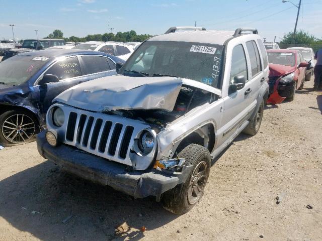 1J4GL38K96W293300 - 2006 JEEP LIBERTY RE SILVER photo 2