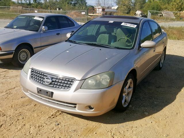 1N4BL11D65C340580 - 2005 NISSAN ALTIMA SE SILVER photo 2