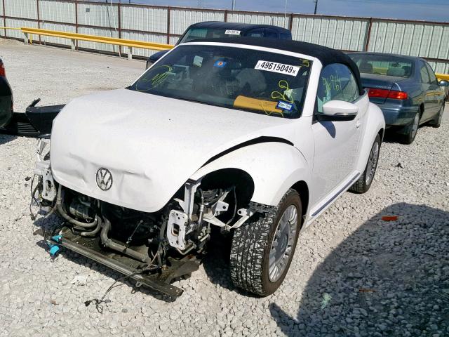 3VW5P7AT2EM800674 - 2014 VOLKSWAGEN BEETLE WHITE photo 2