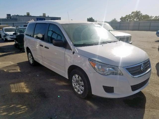 2V4RW4D14AR268417 - 2010 VOLKSWAGEN ROUTAN S WHITE photo 1