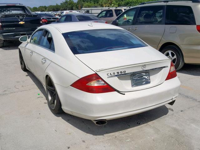 WDDDJ72X07A103379 - 2007 MERCEDES-BENZ CLS 550 WHITE photo 3